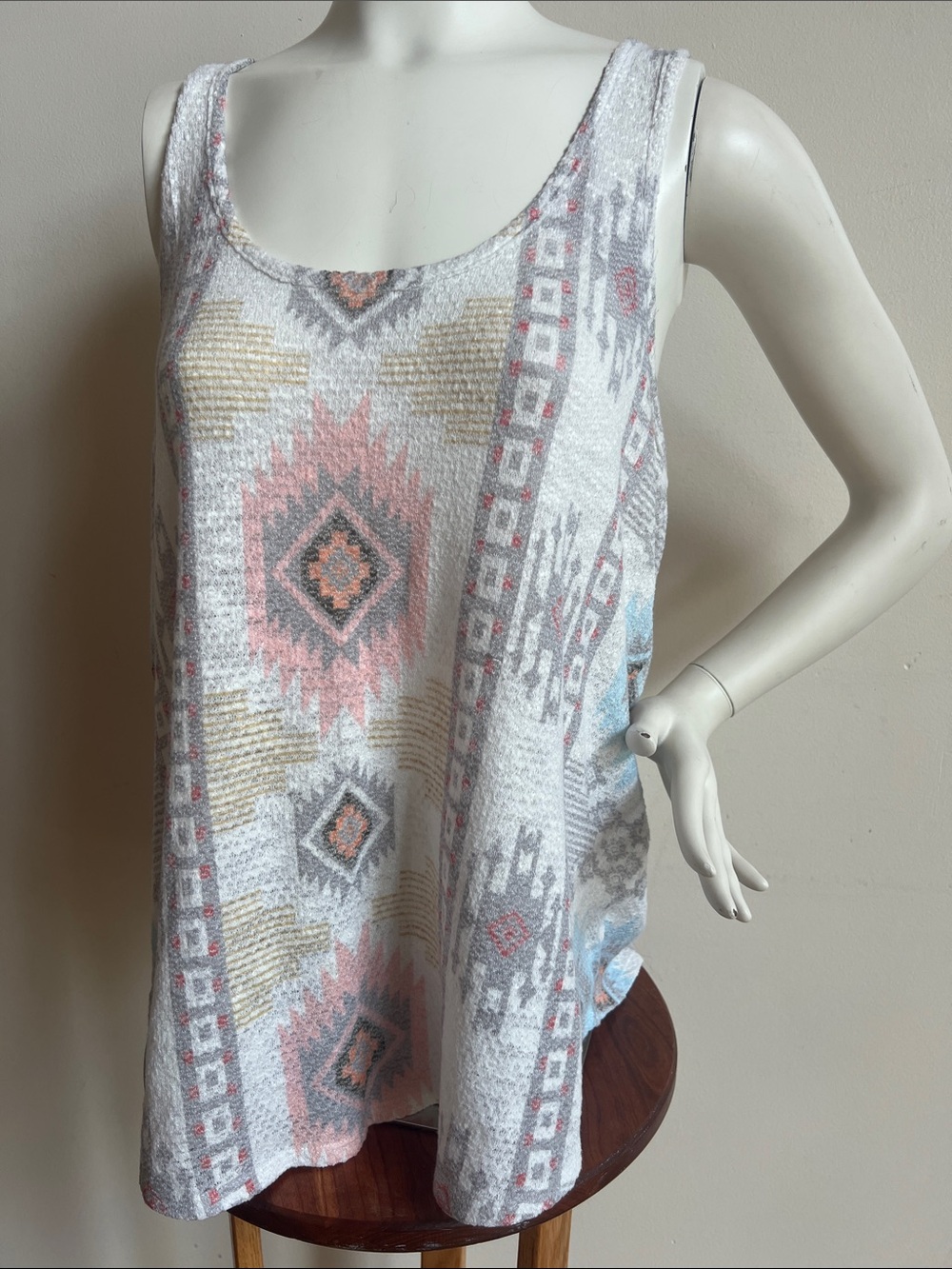 bo bel Boho southwestern Diamond Print Knit tank — Pastel Pink, Blue & Cream